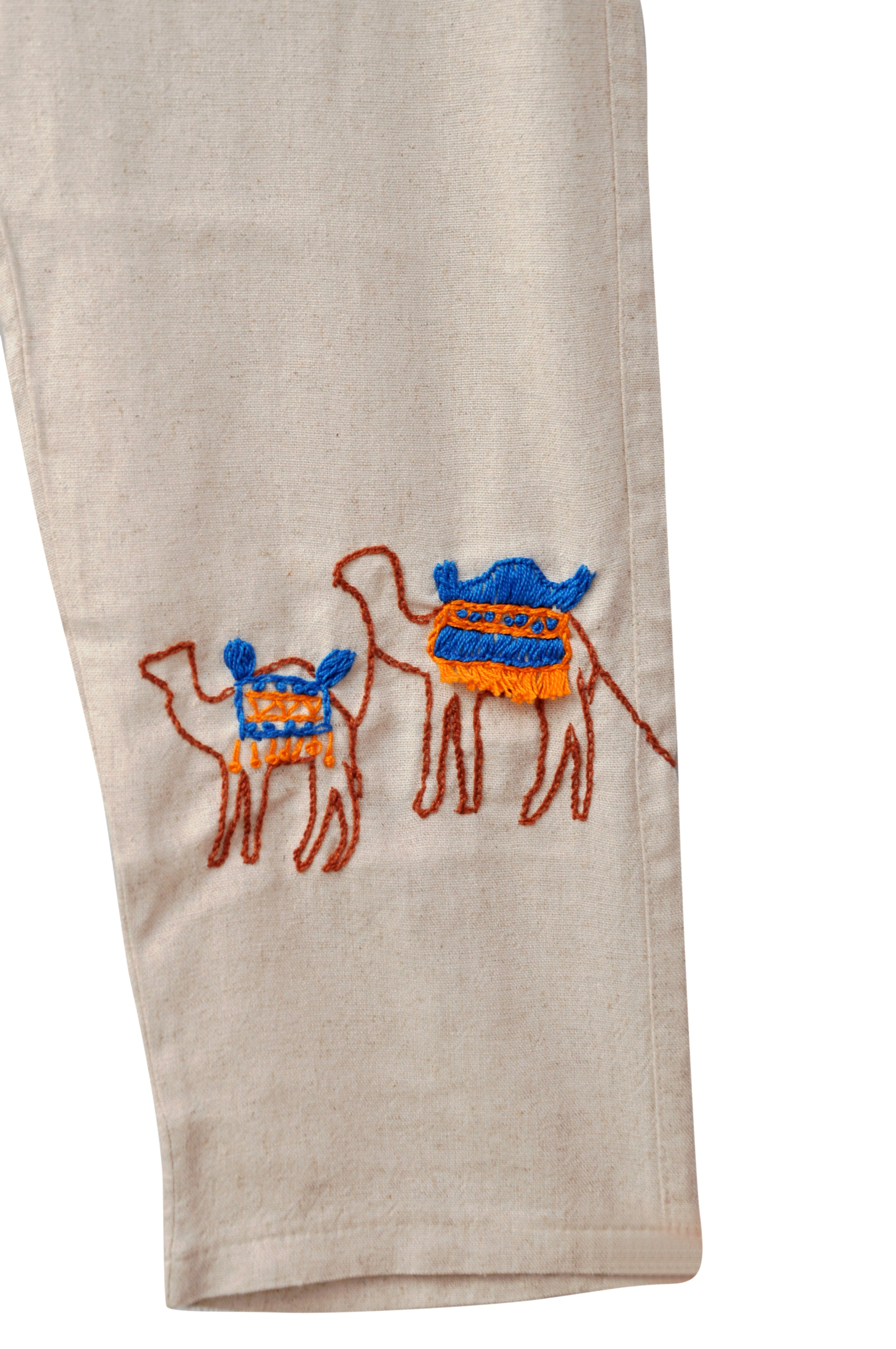 Giza Pants: Ancient Style, Modern Comfort - Your Ultimate Everyday Staple.